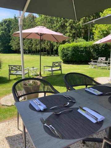 Logis Hotel & Restaurant - Le Manoir De Gavrelle מראה חיצוני תמונה
